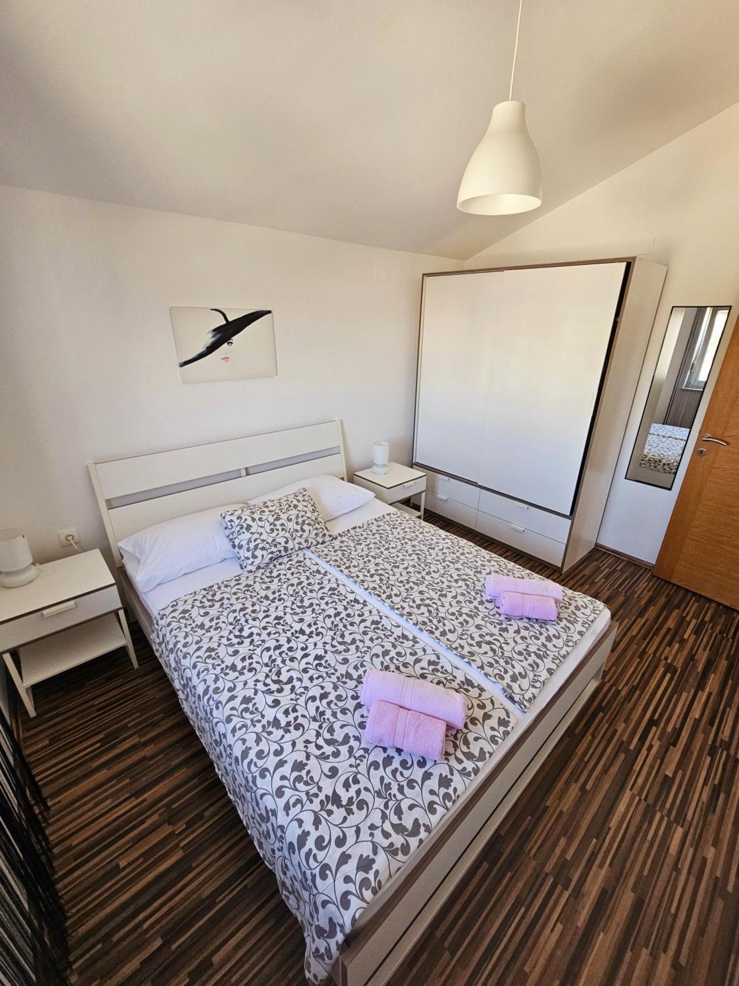 Apartments Cikac II - Modern Apartments By The Beach Mandre Exterior foto